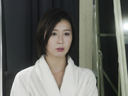 JUR-074 ヌードモデルNTR 上司と羞恥に溺れた妻の衝撃的浮気映像 結城花乃羽 - 1of5