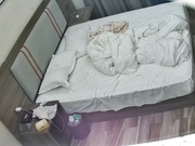 酒店偷拍 狼头纹身仔跟女朋友开房 一边操还一边录视频 操起来像电动小马达 完整无水原版10
