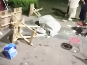 小仙女喝多后当街耍酒疯_脱光光街头裸舞_美乳嫩穴展示殆尽_抓住路人撒泼打滚_香艳画面惊呆路人！