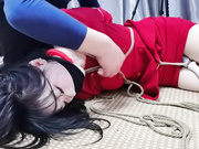 眼前一亮！美容院新人嫩模可儿，试镜捆绑SM大牛伺候！美容院的妹子皮肤就是白皙超嫩，清纯漂亮可人儿，露阴毛，害羞矜持