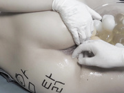 重口肛门调教，棒子妹妹这么美的屁股被调教用来生蛋蛋，这样也对