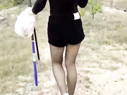 在野外水库边上和亲姐姐露营钓鱼，看着四下无人脱裤子直接激情开操
