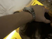 【原档无水印】高颜值露脸大奶舌钉妹❤️在酒店被小伙按在床上疯狂抽插