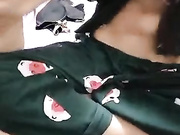 小姐姐约外卖小哥哥揉奶诱惑吃大JJ 深喉